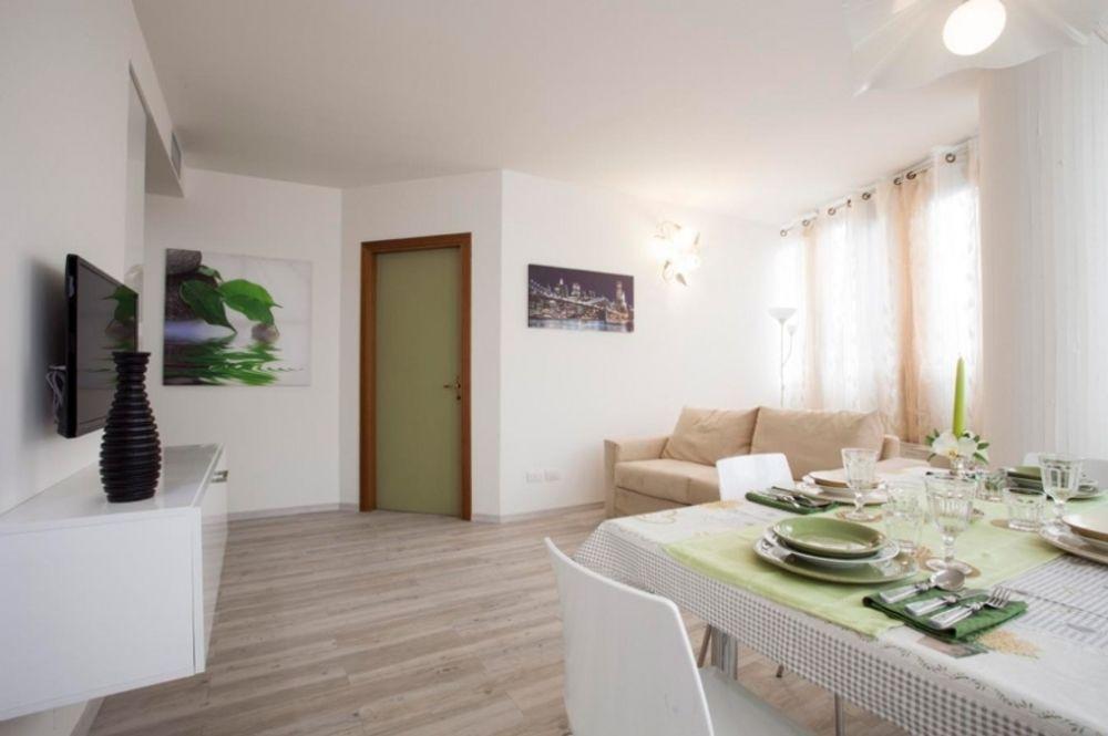 פראטו Residence Ferrucci מראה חיצוני תמונה